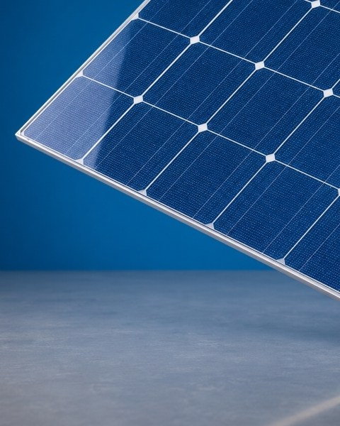 Single Glass vs. Double Glass Solar Panels
